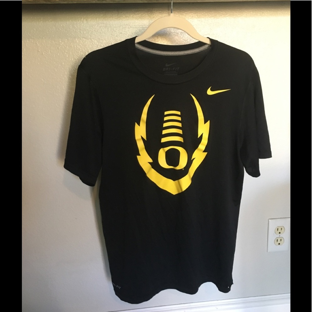 Men’s Drifit Nike Shirt